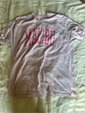 Olivelynn Malibu Graphic Tee- Light pink with Pink Print